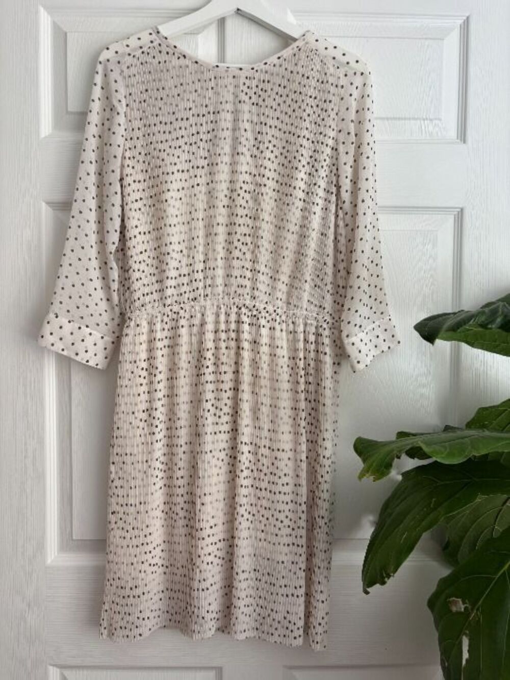 Club Monaco Size 0 Ivory Chiffon Dress – Gold/Bronze Polka Dots